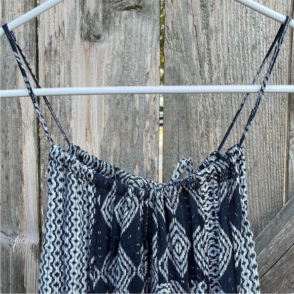 NWT Velvet By Graham & Spencer Mali Print Maxi Dress - Picture 5 of 14